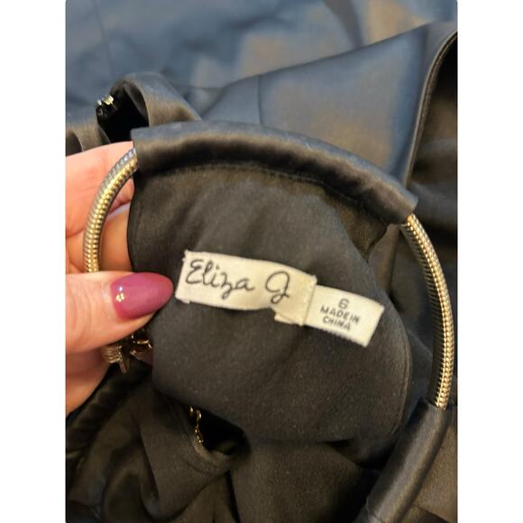 Eliza J Black Satin Halter Dress - Size 6 - Picture 4 of 13